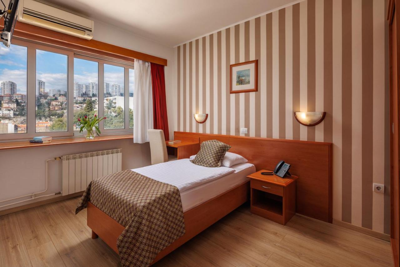 Hotel Neboder Rijeka Dış mekan fotoğraf